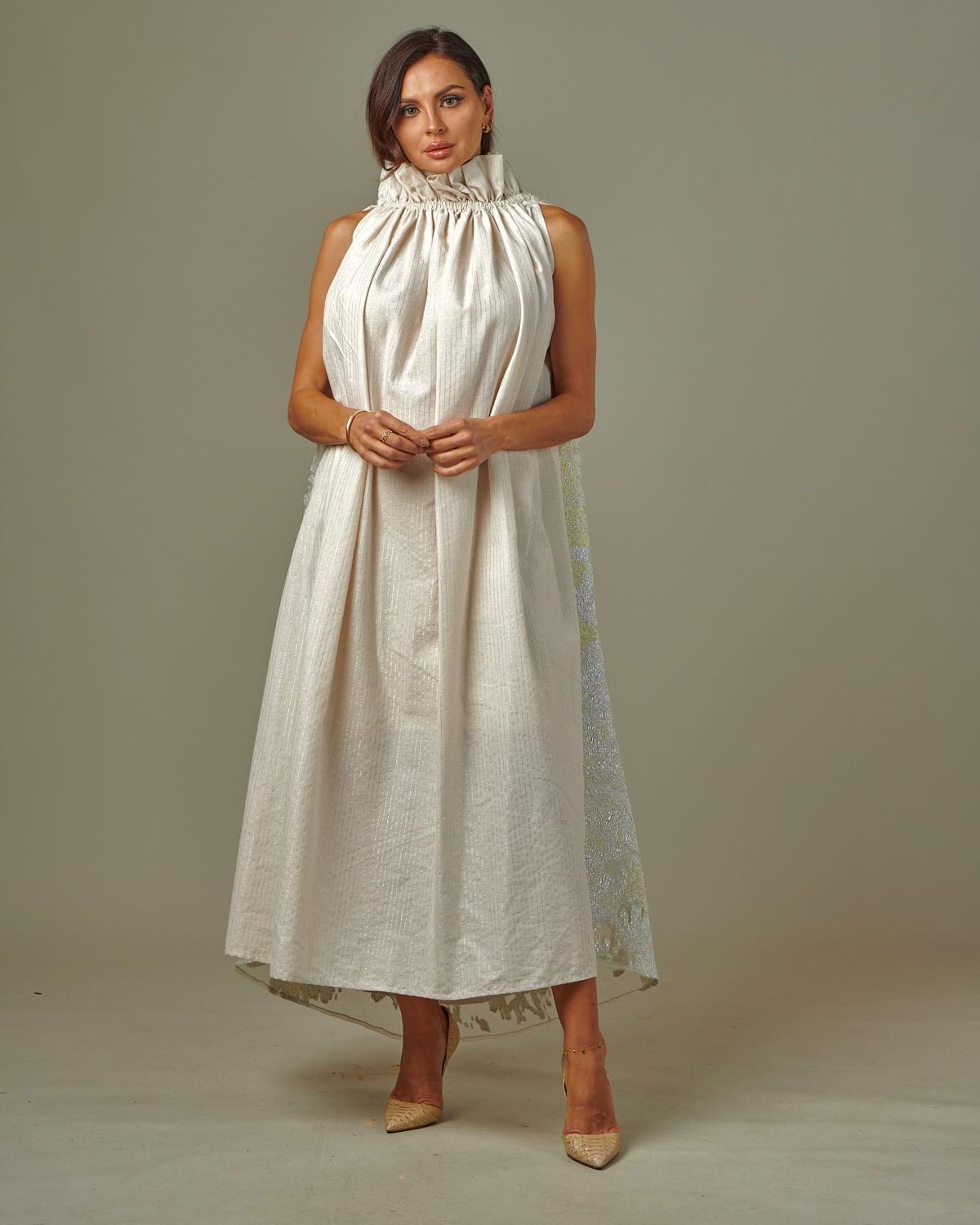Jacquard off-shoulder kaftan