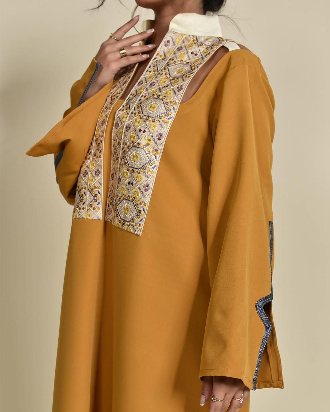 Bib kaftan